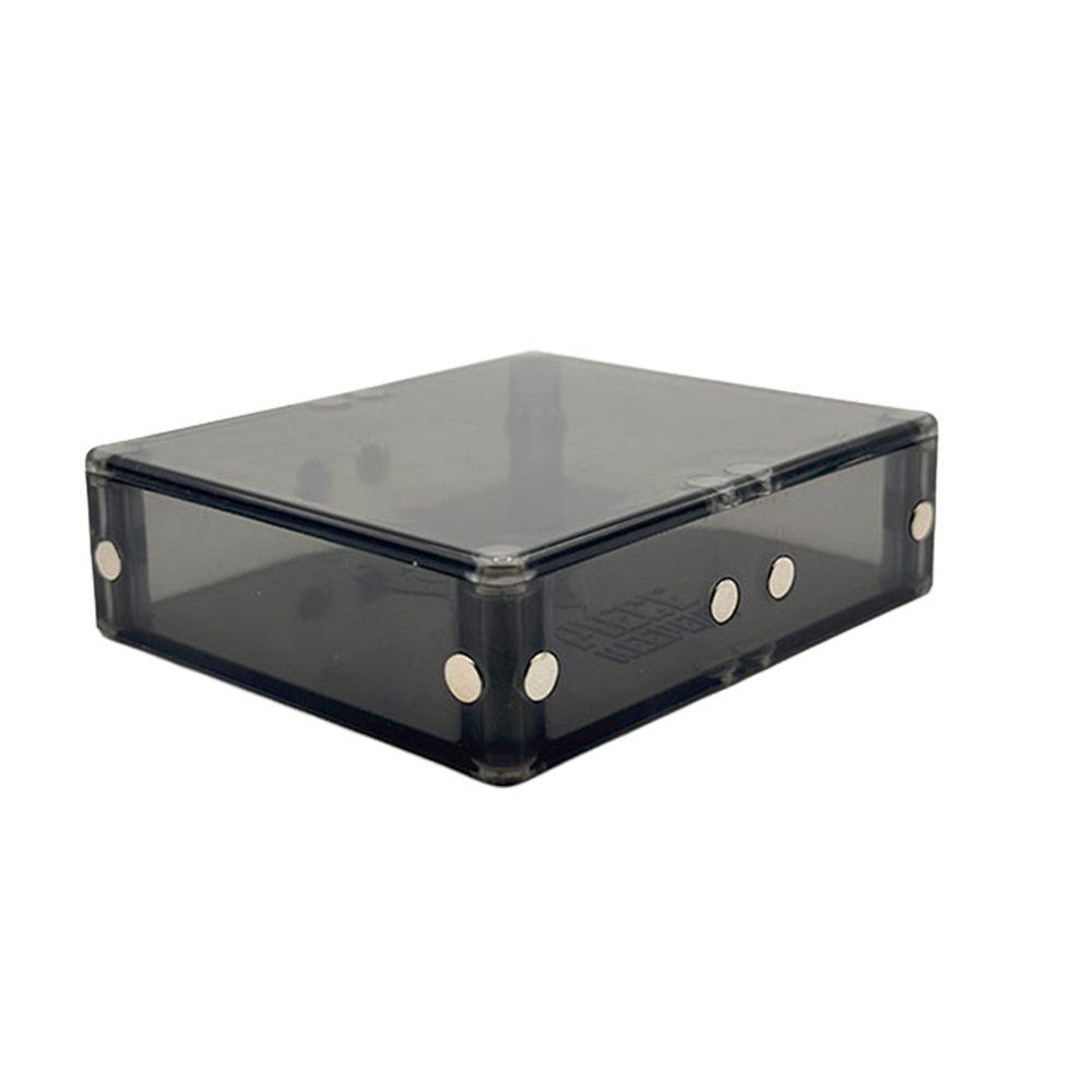 A closed Double Piece Keeper with its lid on